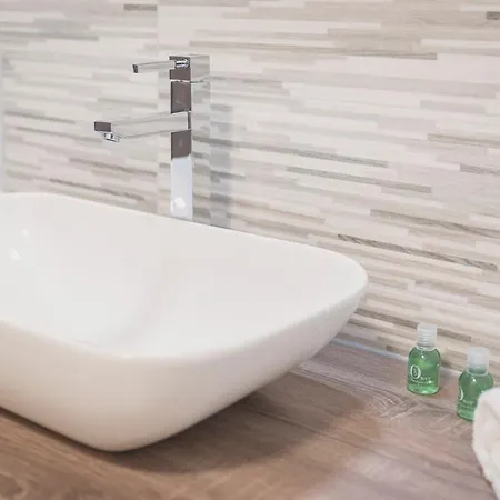 Pensionat Fladi House