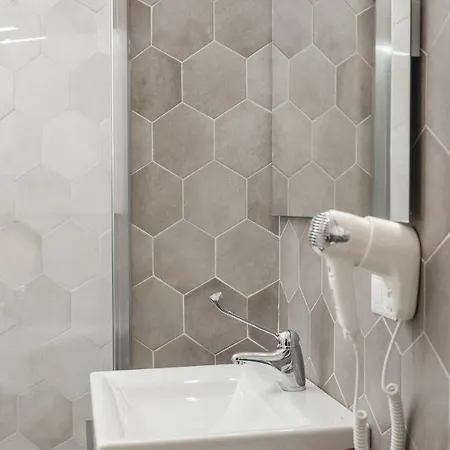 Fladi House Affittacamere 4*